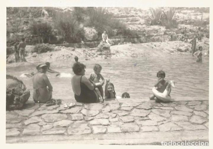Fotografia antica: ** A507 - FOTOGRAFIA - GRUPO DE GENTE EN EL LAGO DE ANNA