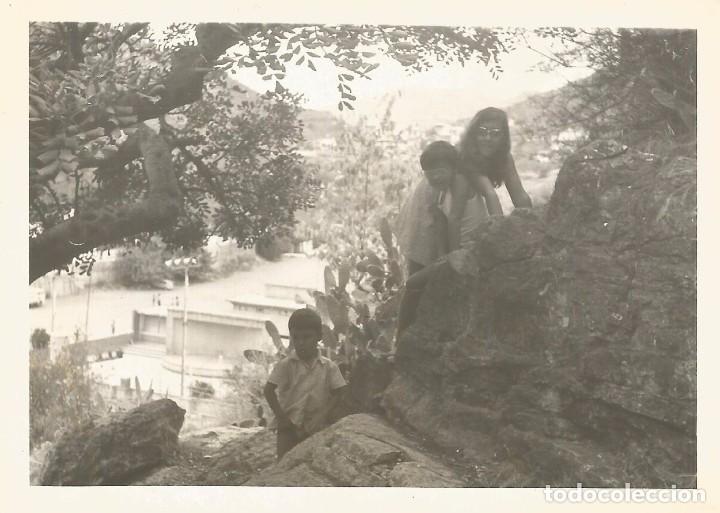 Fotografia antica: ** AB120 - FOTOGRAFIA - TRES JOVENCITOS EN EL MONTE - RF. C75