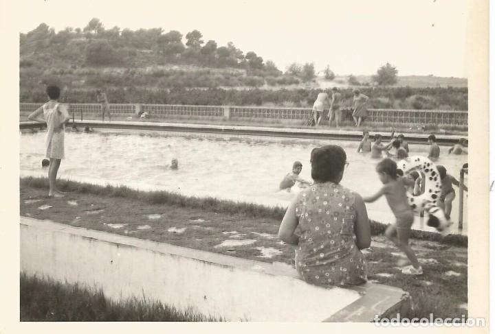 Fotografia antica: ** AB131 - FOTOGRAFIA - NI&Ntilde;OS TOMANDO EL BA&Ntilde;O EN UNA PISCINA - RF. C75