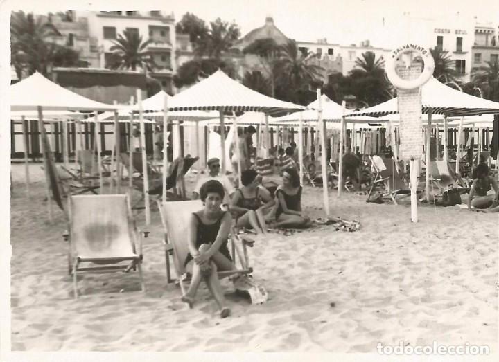 Antique Photography: ** AB188 - FOTOGRAFIA - SE&Ntilde;ORA TOMANDO EL SOL EN LA PLAYA - RF. C00