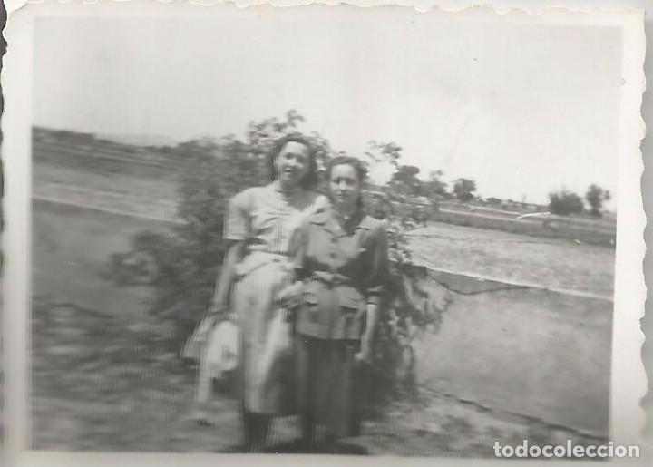 Antique Photography: ** FP412 - FOTOGRAFIA PEQUE&Ntilde;O FORMATO - DOS AMIGAS - 6 X 4,5 CM. - RF. C75