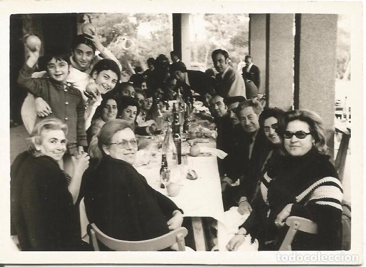 Antique Photography: *** AB406 - FOTOGRAFIA - GRUPO DE AMIGOS EN UNA COMIDA