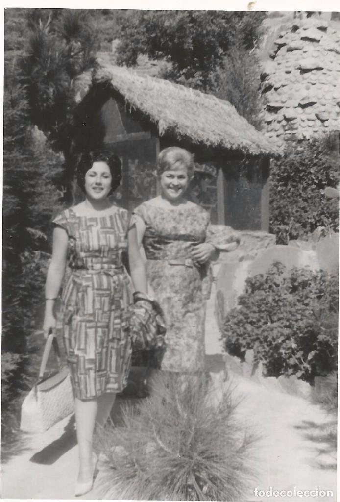 Antique Photography: *** AB334 - FOTOGRAFIA - DOS AMIGAS