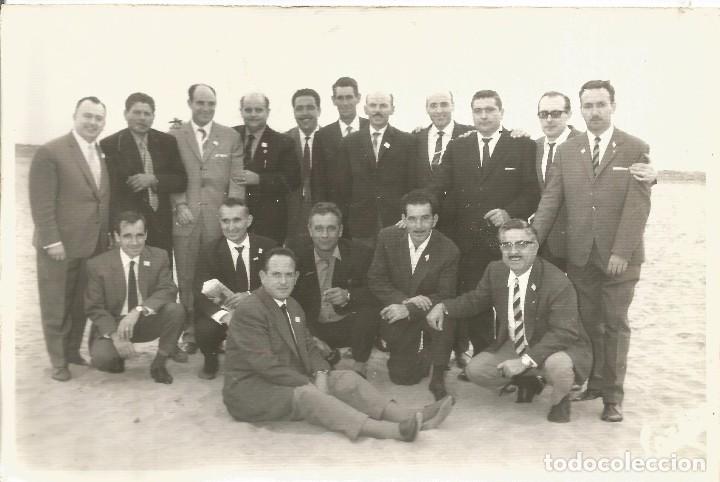 Fotograf&iacute;a antigua: *** P184 - FOTOGRAFIA - GRUPO DE AMIGOS - 18 X 12 CM.