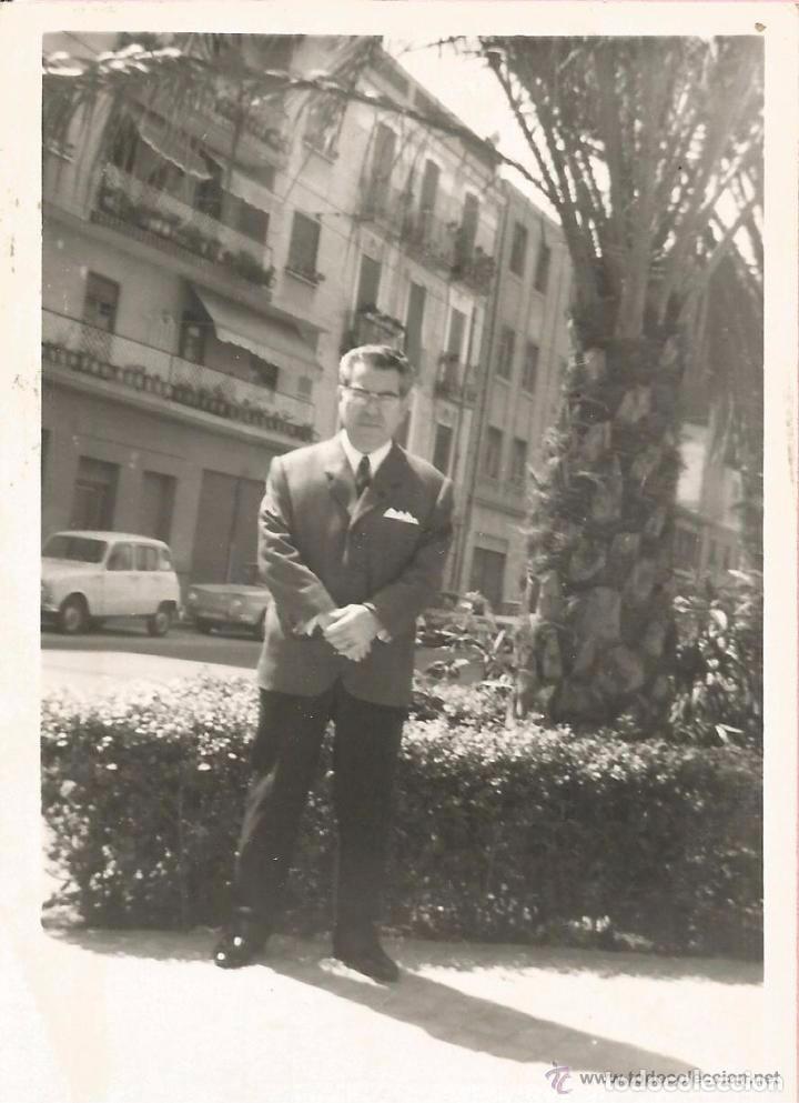 Fotograf&iacute;a antigua: ** AB762 - FOTOGRAFIA - ELEGANTE SE&Ntilde;OR - RF. C00