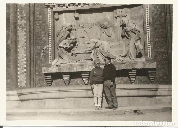 Fotograf&iacute;a antigua: ** AB778 - FOTOGRAFIA - PAREJA EN BONITO PAISAJE - RF. FA0