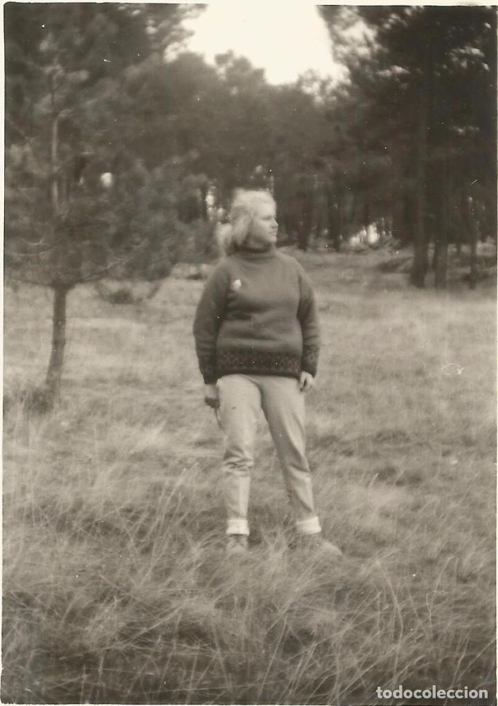 Fotograf&iacute;a antigua: ** AB787 - FOTOGRAFIA - SE&Ntilde;ORA EN EL CAMPO - RF. FA0