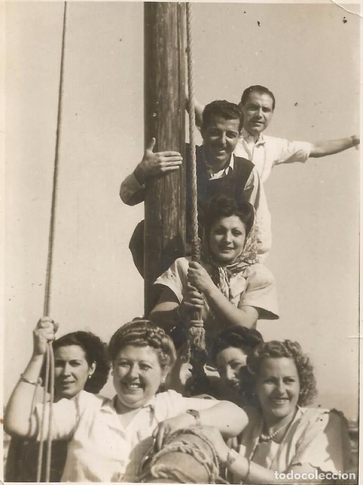 Fotografia antiga: *** QA303 - FOTOGRAFIA - GRUPO DE AMIGOS EN LA ALBUFERA