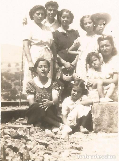 Fotograf&iacute;a antigua: *** FP472 - FOTOGRAFIA PEQUE&Ntilde;O FORMATO - GRUPO DE AMIGAS - 7 X 4,9 CM.