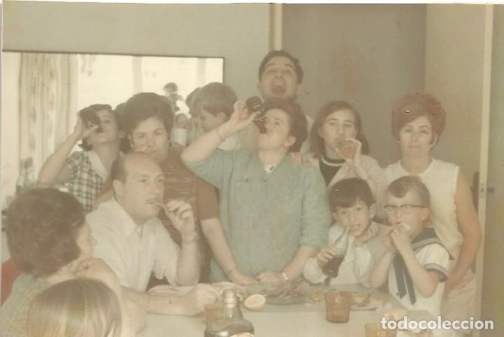 Fotografia antiga: *** AC48 - FOTOGRAFIA - GRUPO DE AMIGOS EN UNA COMUNION