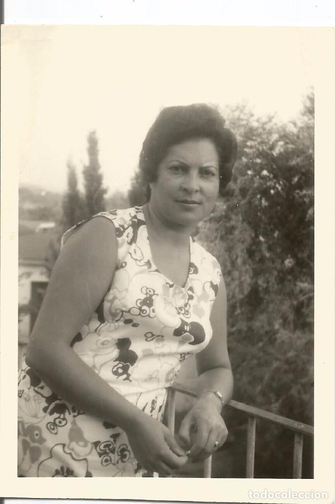 Fotografia antica: ** AC169 - FOTOGRAFIA - SE&Ntilde;ORA - RF. C00