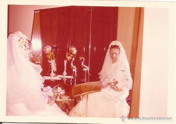 Fotograf&iacute;a antigua: ** AC403 - FOTOGRAFIA - NOVIA JUNTO A UN ESPEJO - RF. C00