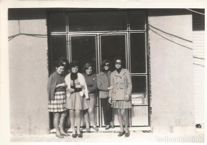 Fotograf&iacute;a antigua: ** AC414 - FOTOGRAFIA - GRUPO DE AMIGAS - RF. C00