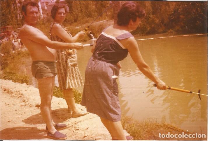 Antique Photography: *** AC318 - FOTOGRAFIA - DOS SE&Ntilde;ORAS Y UN SE&Ntilde;OR PESCANDO
