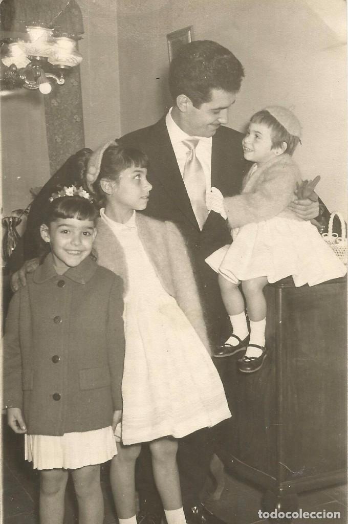 Alte Fotografie: *** AC243 - FOTOGRAFIA - SE&Ntilde;OR CON TRES PRECIOSAS NI&Ntilde;ITAS
