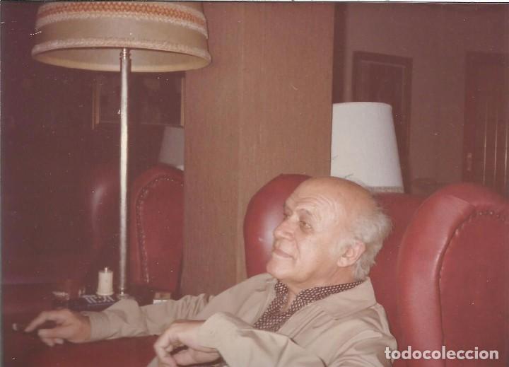 Alte Fotografie: *** AC321 - FOTOGRAFIA - SE&Ntilde;OR SENTADO EN UN SILL&Oacute;N