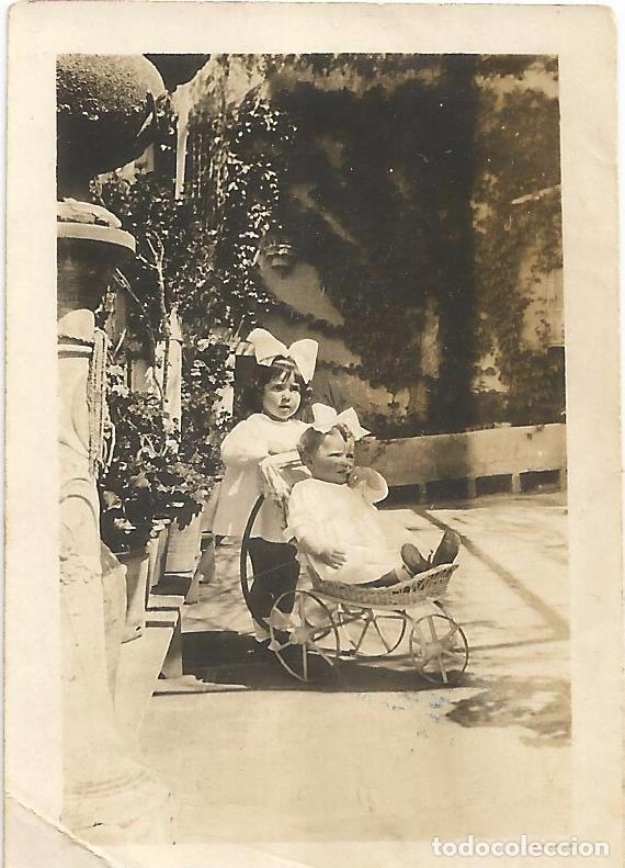 Fotografia antiga: ** FP473 - FOTOGRAFIA PEQUE&Ntilde;O FORMATO - DOS PRECIOSAS NI&Ntilde;ITAS - 7 X 4,8 CM. - RF. C41