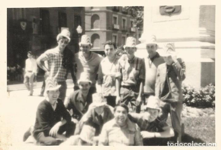 Fotograf&iacute;a antigua: ** AC597 - FOTOGRAFIA - GRUPO DE AMIGOS - RF. C50
