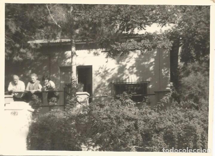 Fotograf&iacute;a antigua: == EE147 - FOTOGRAFIA - CHALET EN EL VEDAT 1971