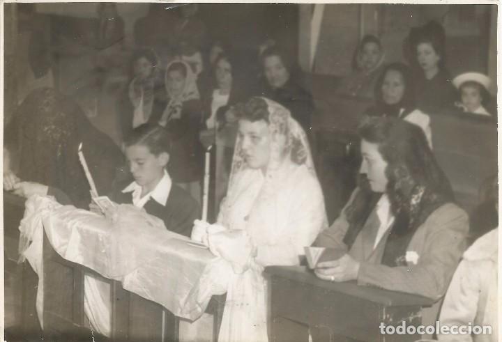 Fotograf&iacute;a antigua: :::: CR168 - FOTOGRAFIA - CEREMONIA EN LA IGLESIA