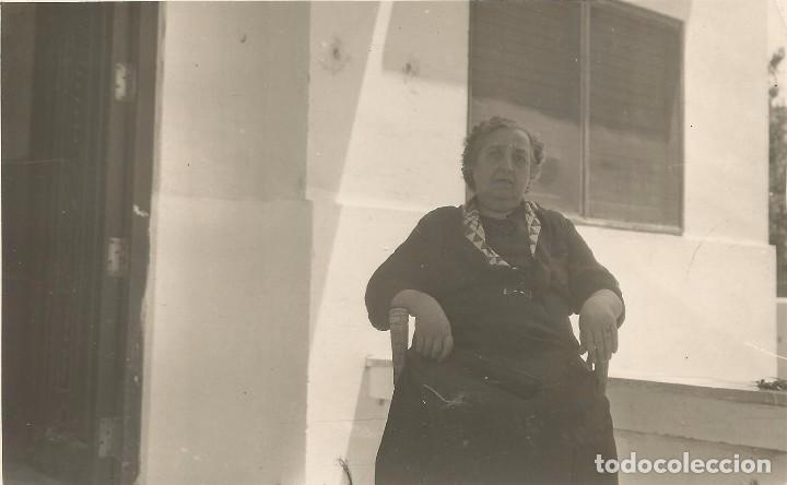 Fotografia antiga: *** AC866 - FOTOGRAFIA - ANCIANA SE&Ntilde;ORA - 1950