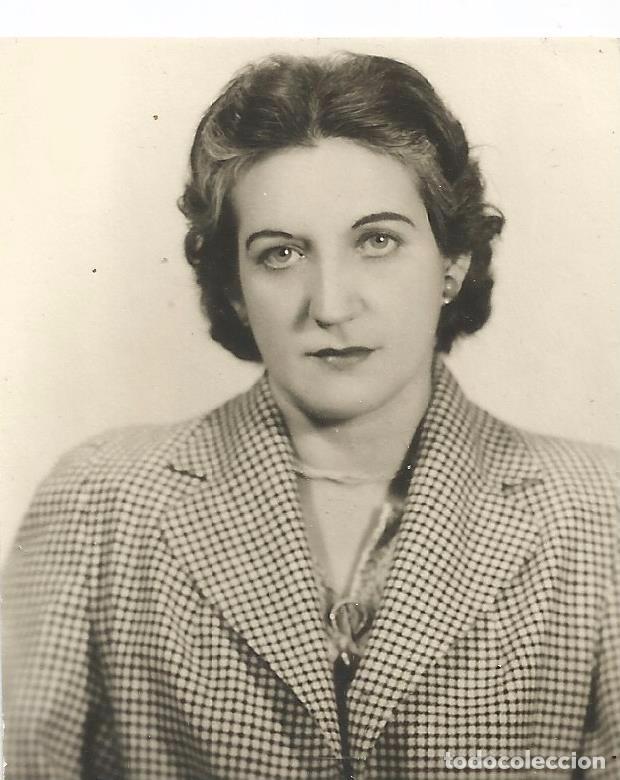 Fotografia antiga: ** AC779 - FOTOGRAFIA - SE&Ntilde;ORA - RF. D15