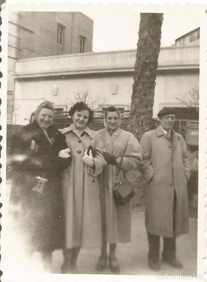 Fotografia antiga: ** AC783 - FOTOGRAFIA - GRUPO DE AMIGOS - RF. D15