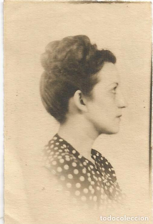Fotografia antica: ** FP537 -  FOTOGRAFIA PEQUE&Ntilde;O FORMATO - SE&Ntilde;ORA 1944 - 6,5 X 4 CM. - RF. D15