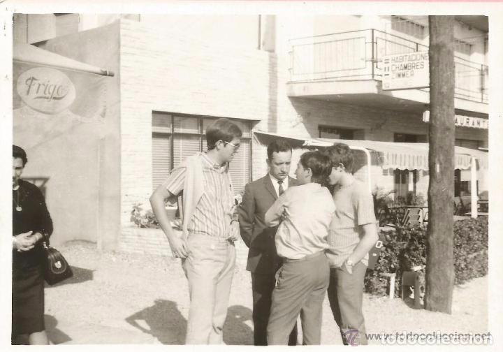 Antique Photography: ** BB404 - FOTOGRAFIA - AMIGOS CONVERSANDO