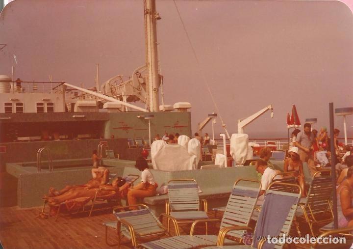 Antique Photography: ** BB437 - FOTOGRAFIA - GRUPO DE GENTE TOMANDO EL SOL EN UN BARCO