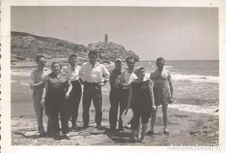 Antique Photography: ** RT392 - FOTOGRAFIA - GRUPO DE AMIGOS JUNTO AL MAR