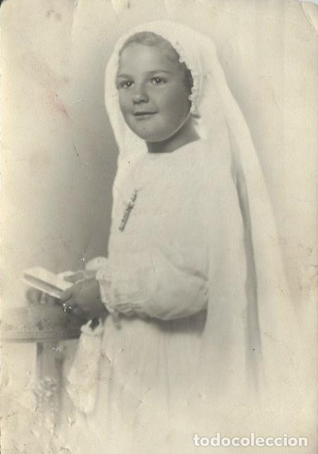 Fotografia antica: BONITA FOTO DE COMUNION DE UNA NI&Ntilde;A  DE 1945 FOTO. AKRON - TETUAN, 13