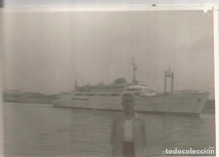 Fotografia antica: ** RT486 - FOTOGRAFIA - SE&Ntilde;OR DELANTE DE UN BARCO
