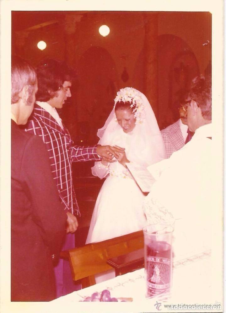 Fotografia antica: :::: K569 - FOTOGRAFIA - PAREJA DE NOVIOS PONIENDOSE LOS ANILLOS