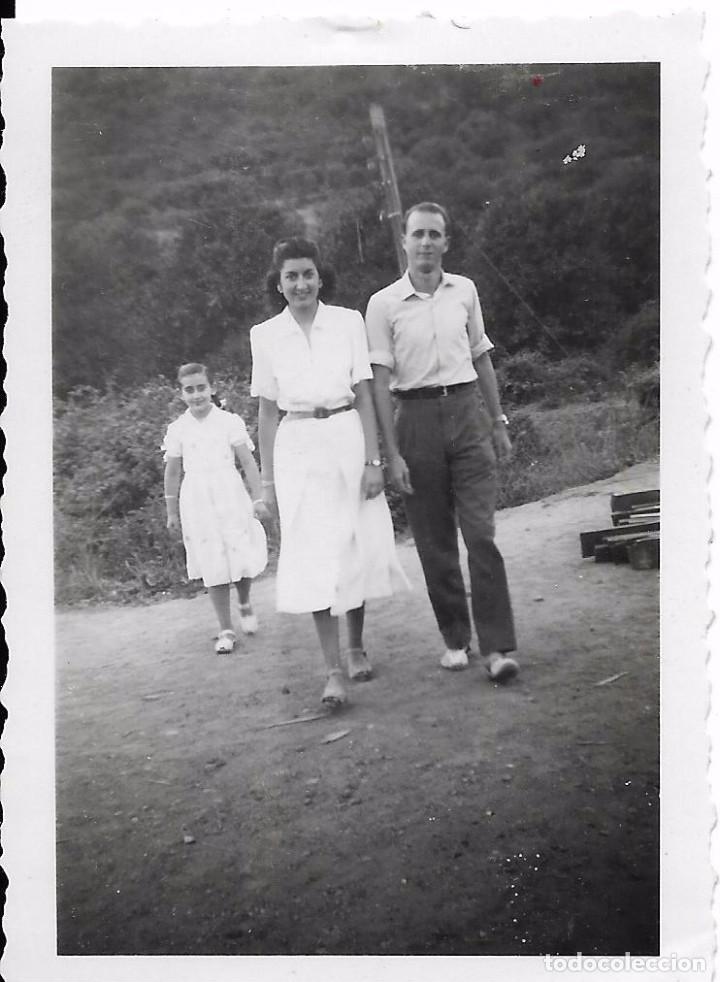 Fotografia antica: == N789 - FOTOGRAFIA - FAMILIA DE PASEO