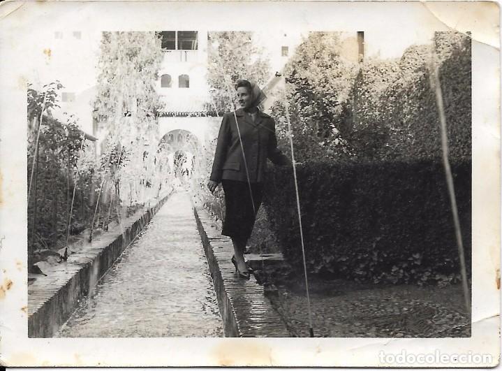 Antique Photography: ** RT968 - FOTOGRAFIA - SE&Ntilde;ORA EN UN BONITO PAISAJE