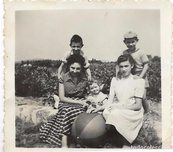 Fotografia antica: ** RT509 - FOTOGRAFIA - SE&Ntilde;ORA CON UNA JOVENCITA Y TRES NI&Ntilde;OS