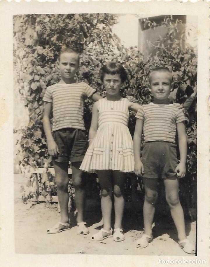 Fotografia antica: ** RT584 - FOTOGRAFIA - TRES JOVENCITOS
