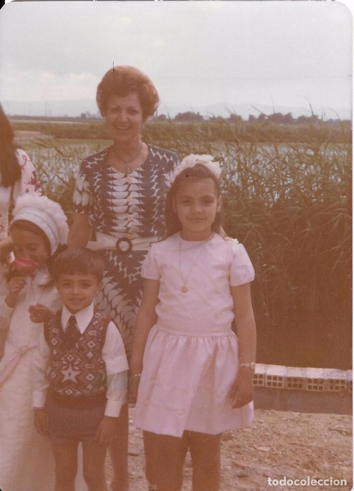 Fotografia antiga: :::: QZ190 - FOTOGRAFIA - SE&Ntilde;ORA CON UNOS NI&Ntilde;OS