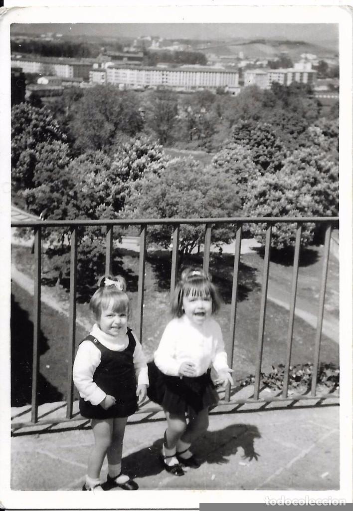 Fotografia antiga: ** D832 - FOTOGRAFIA - DOS BONITAS NI&Ntilde;ITAS