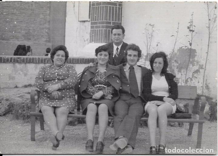 Fotografia antiga: ** BB827 - FOTOGRAFIA - GRUPO DE AMIGOS