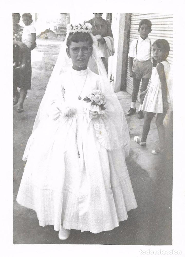 Fotograf&iacute;a antigua: :::: FA230 - FOTOGRAFIA - JOVENCITA DE PRIMERA COMUNION