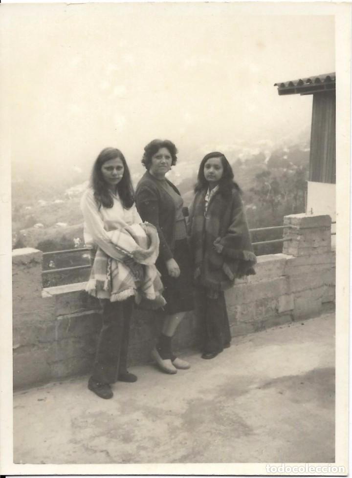 Fotograf&iacute;a antigua: :::: Q330 - FOTOGRAFIA - TRES AMIGAS