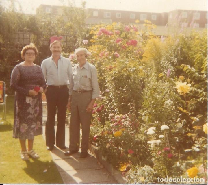 Alte Fotografie: ** BB656 - FOTOGRAFIA - TRES AMIGOS EN UN JARDIN