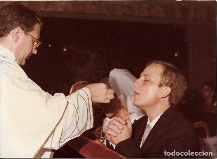 Fotograf&iacute;a antigua: :::: FF119 - FOTOGRAFIA - NOVIO TOMANDO LA COMUNION - 17,5 X 12,5 CM.