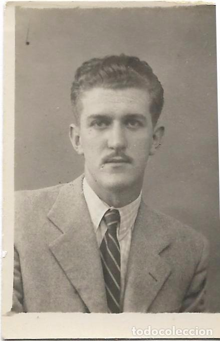 Fotografia antiga: ** FA860 - FOTOGRAFIA PEQUE&Ntilde;O FORMATO - SE&Ntilde;OR - 1946 - 5,7 X 3,9 CM.