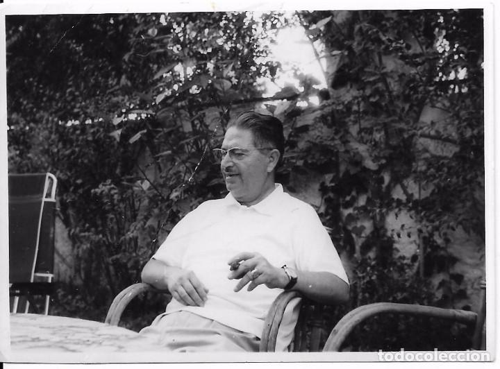 Alte Fotografie: ** AN157 - FOTOGRAFIA - SE&Ntilde;OR FUMANDO UN PURO
