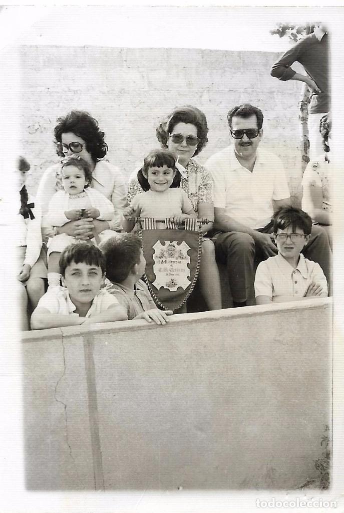 Alte Fotografie: ** AN175 - FOTOGRAFIA - TRES AMIGOS CON SUS NI&Ntilde;OS