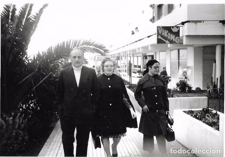 Fotograf&iacute;a antigua: ** AN439 - FOTOGRAFIA - TRES AMIGOS DE PASEO
