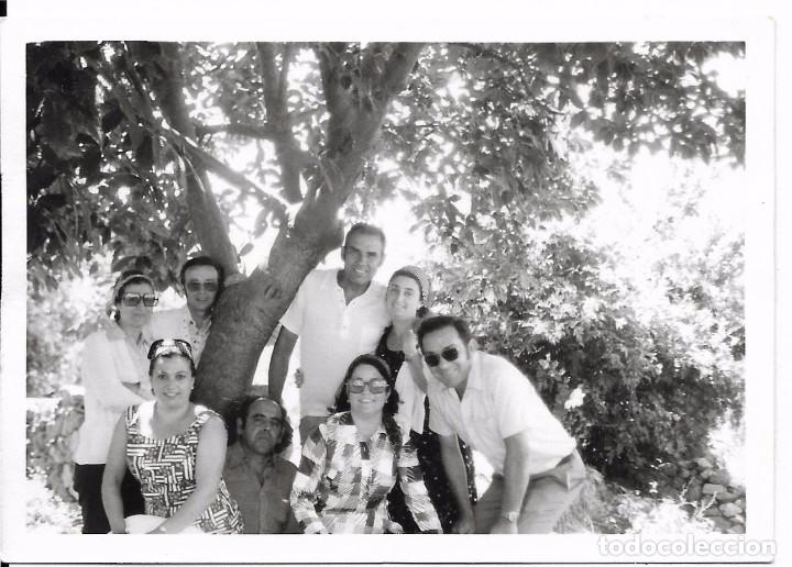 Alte Fotografie: ** AN499 - FOTOGRAFIA - GRUPO DE AMIGOS EN EL CAMPO